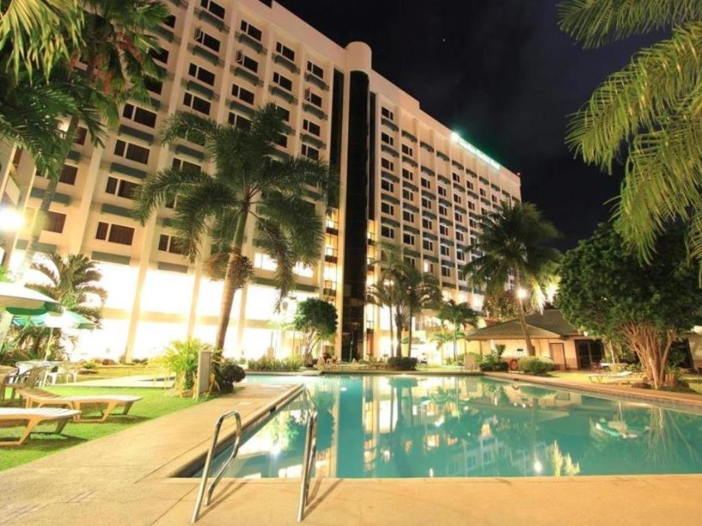 Garden Orchid Hotel & Resort Corp. Zamboanga Buitenkant foto